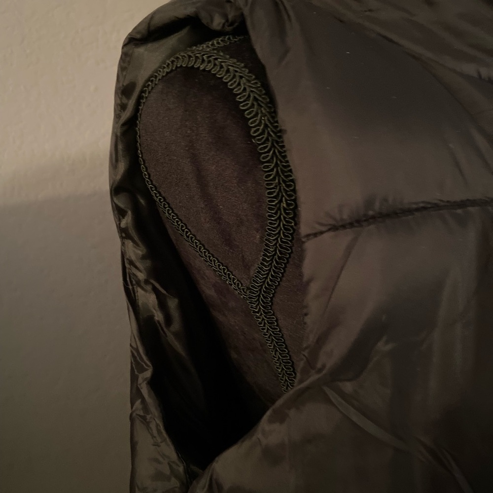 Cute Sleeveless Puffer Vest - Picture 4 of 8